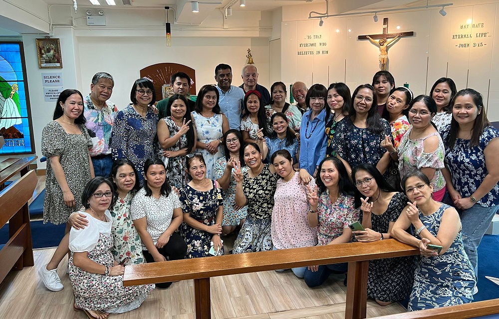 Sunday Morning Choir at St Peter's Church, HK